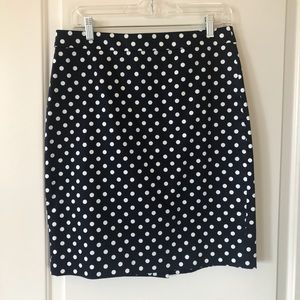 Summer staple! J Crew Cotton Pencil Skirt Size 6